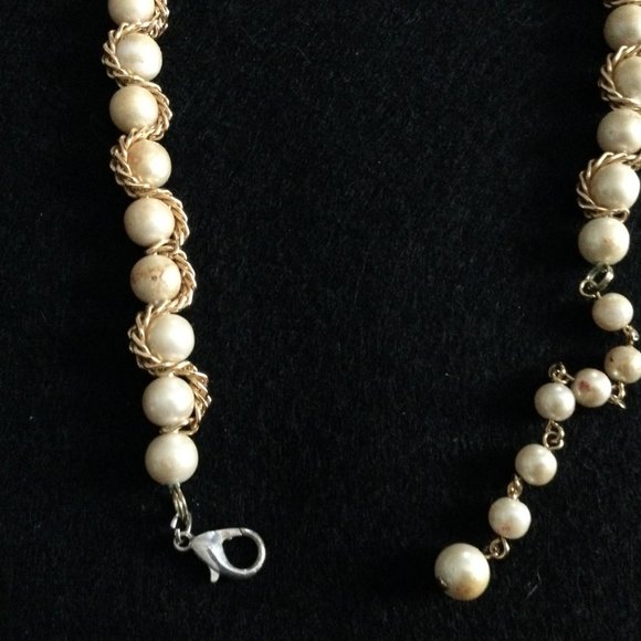 Beautiful beads and gold tone chain necklace 16-18" women's - Picture 8 of 9